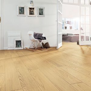 CHENE CONTRECOLLE SAN MARCO VERNI UV BROSSE AUTHENTIQUE 120x15x4mm de bois noble GO2 LOT DE 8.10 M2 L1850