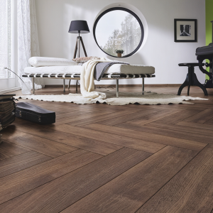 PARQUET SOL STRATIFIE DECOART BATON ROMPU CHENE CALAIS - GAMME VIEUX PARIS - 665mm x 133mm x 8mm - Certifié PEFC 70%